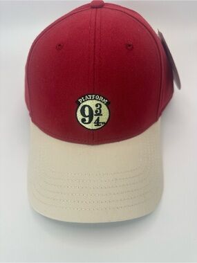 Miniso Harry Potter Series Cap Platform 9 3/4 Baseball Cap Embroidered Logo